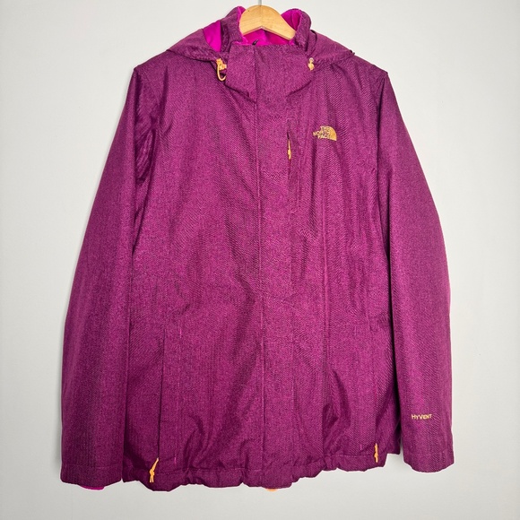The North Face Women's Inlux Insulated Jacket w Hood in Dramatic Plum Sz XXL - Picture 2 of 14
